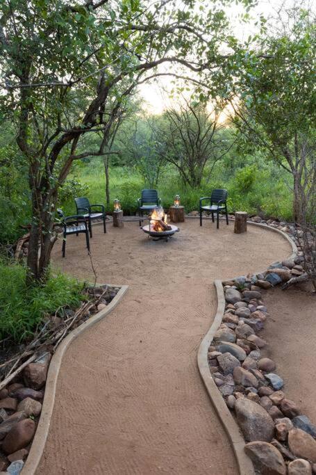 Wildheart Safari - Zesty Zebra Appartement Hoedspruit Buitenkant foto